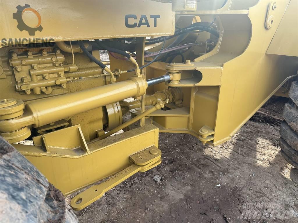 CAT 966 F Kolové nakladače