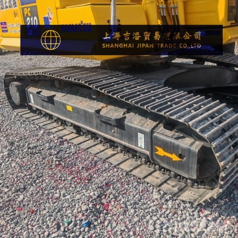 Komatsu PC 220 Pásová rýpadla