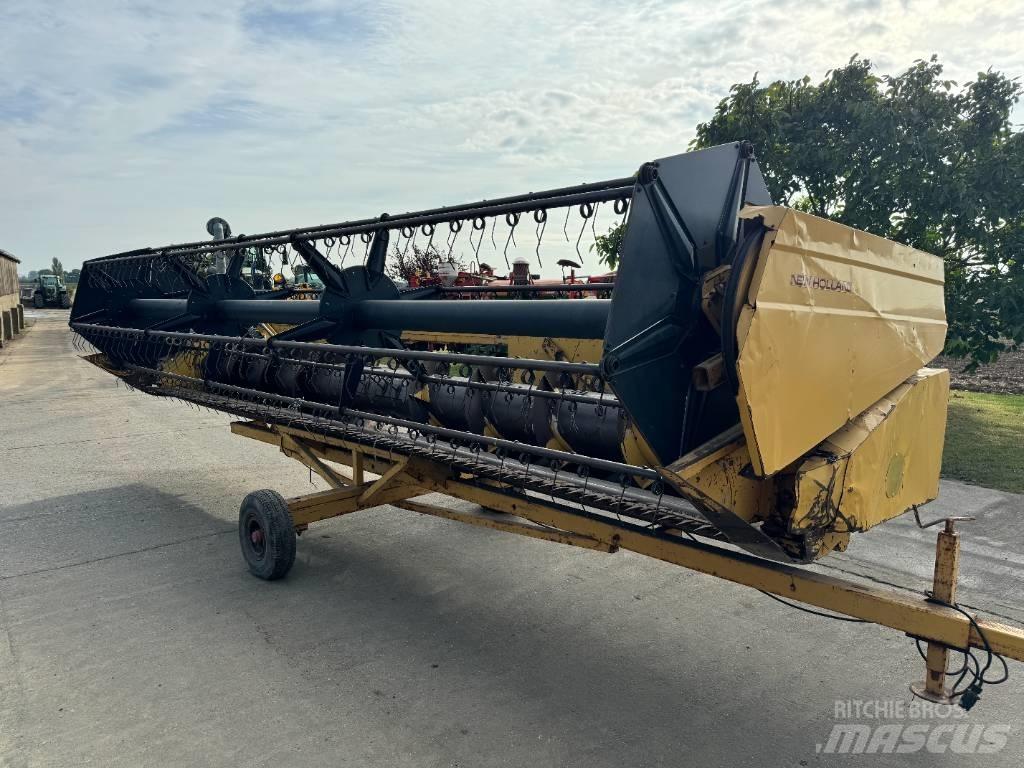 New Holland TX 36 Sklízecí mlátičky