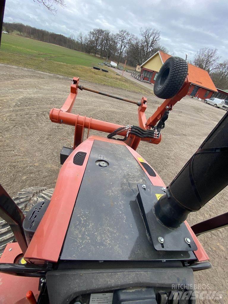 Ditch Witch RT 80 Speciální bagry