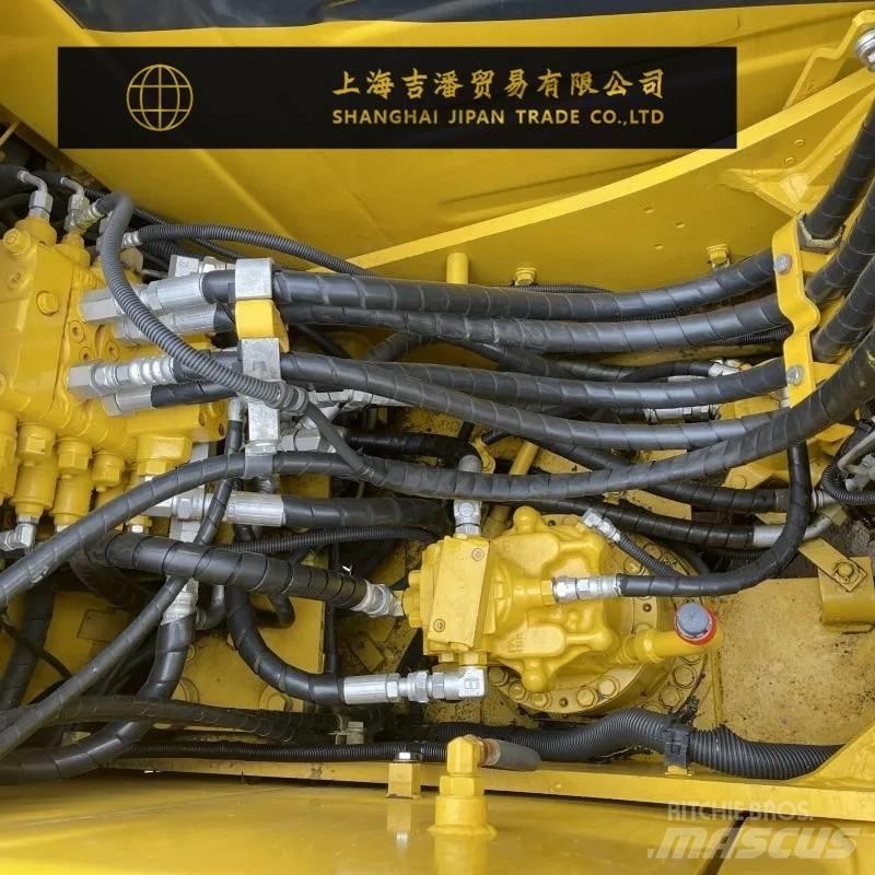 Komatsu PC 120 Pásová rýpadla
