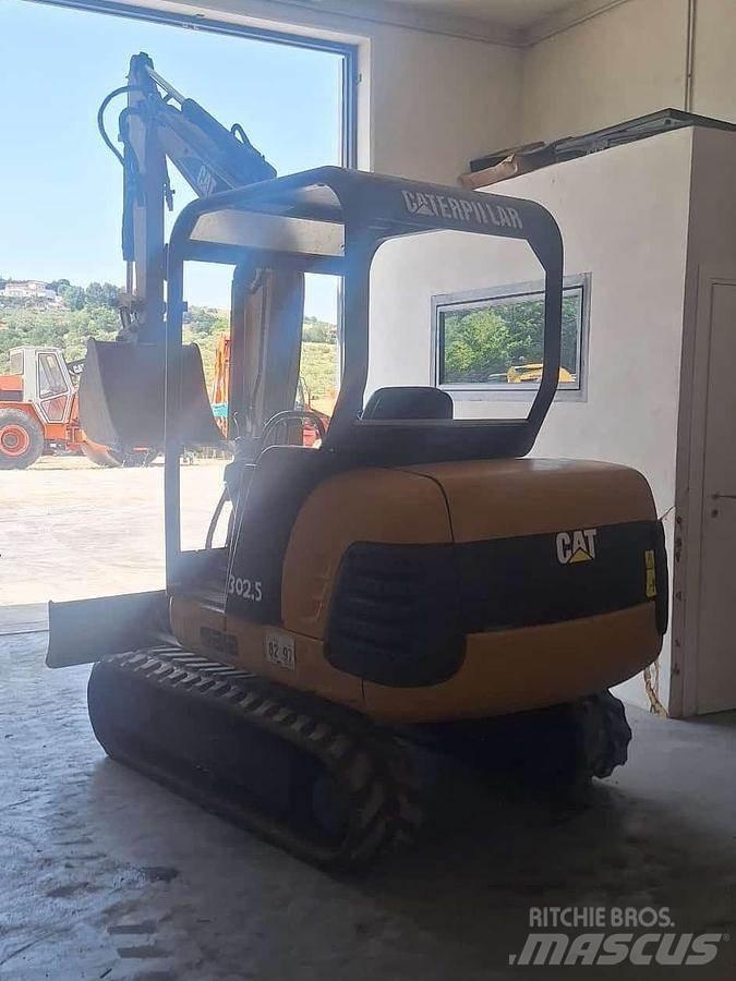 CAT 302.5 Mini rýpadla < 7t