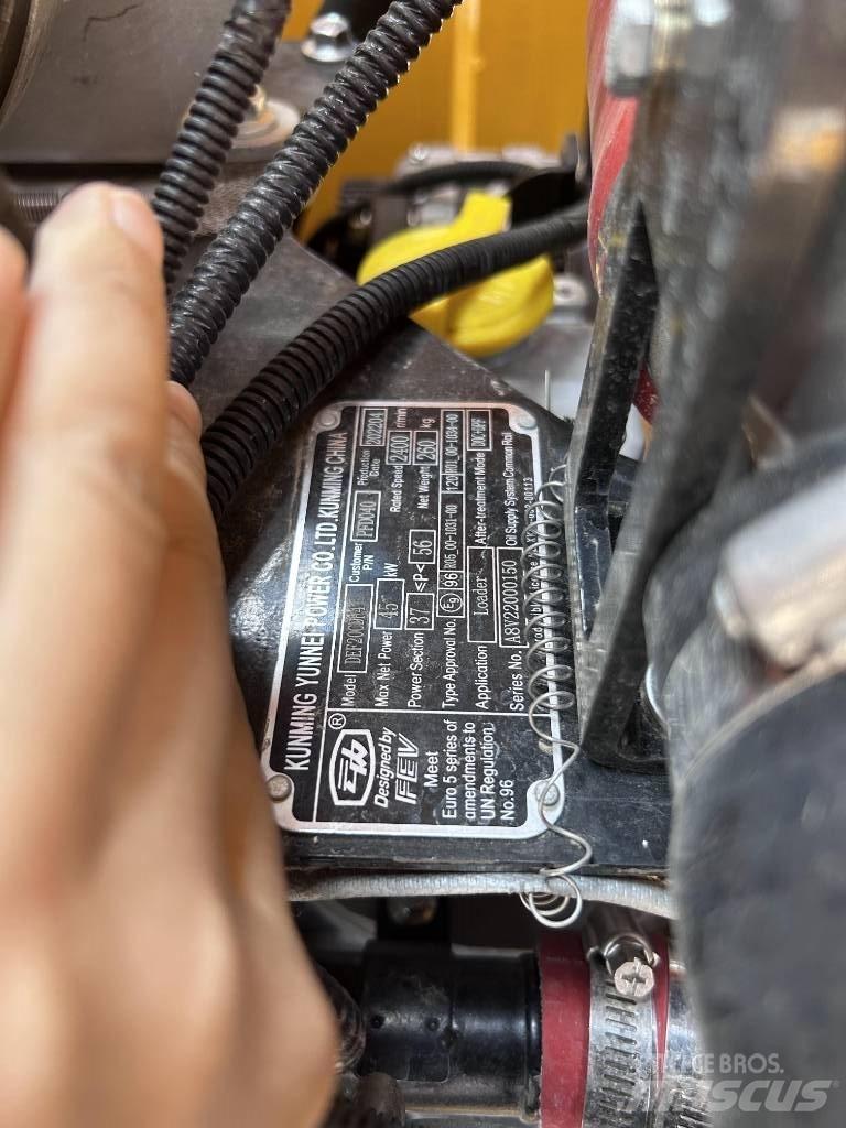 MR 920 Kolové nakladače