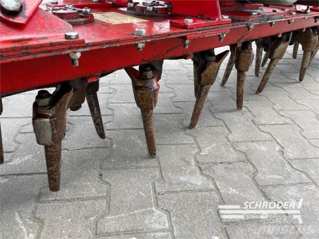 Lely 3,00 M Kombinované secí stroje