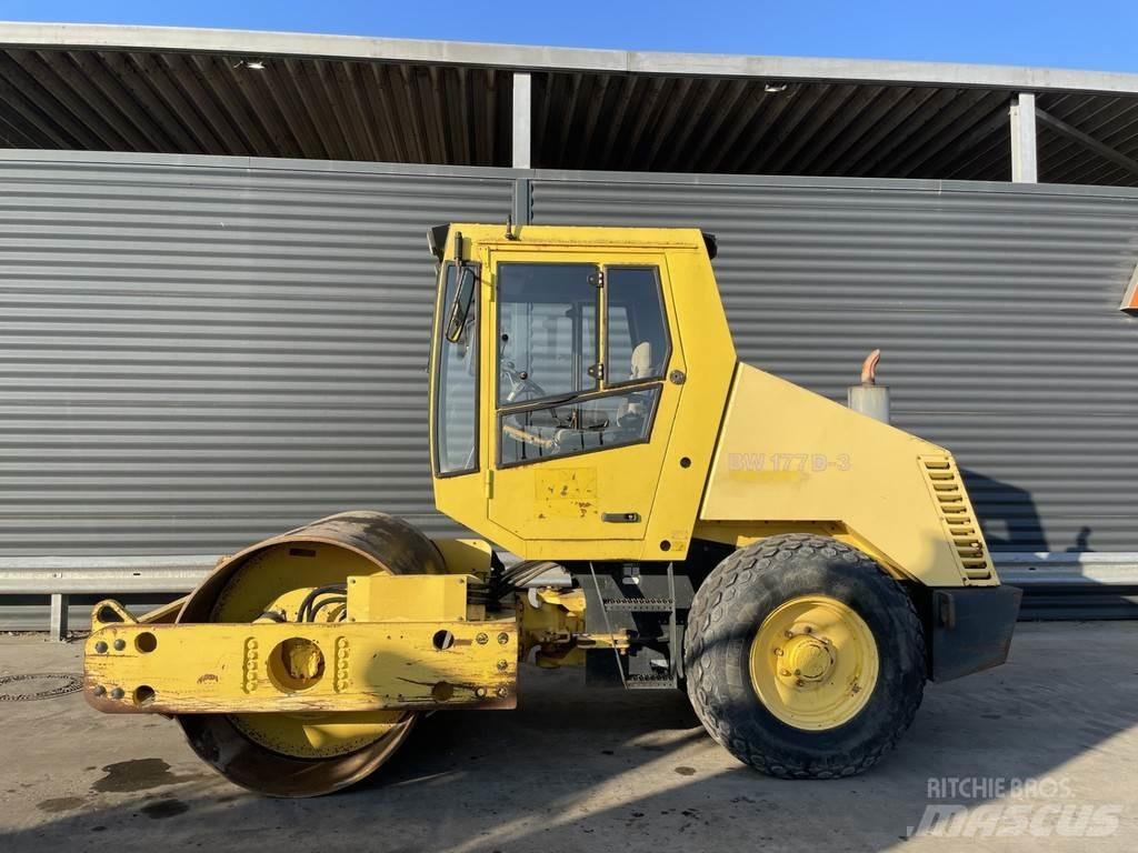 Bomag BW 177 DH-3 Tahačové válce