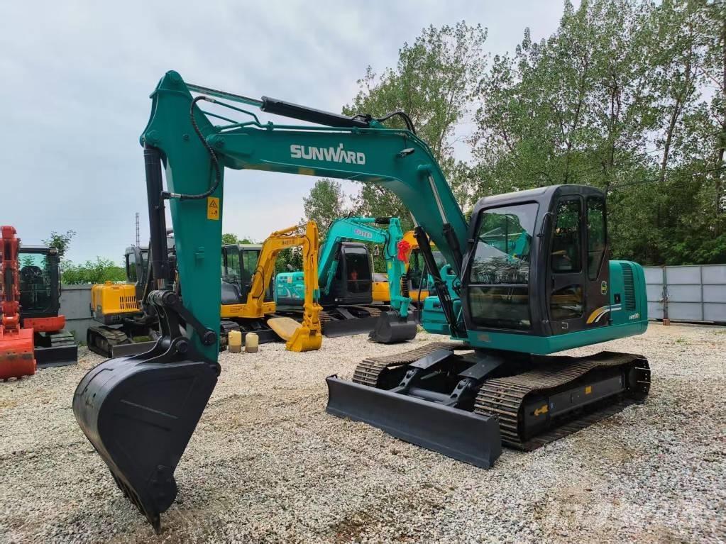 Sunward SWE 90 Midi rýpadla 7t - 12t