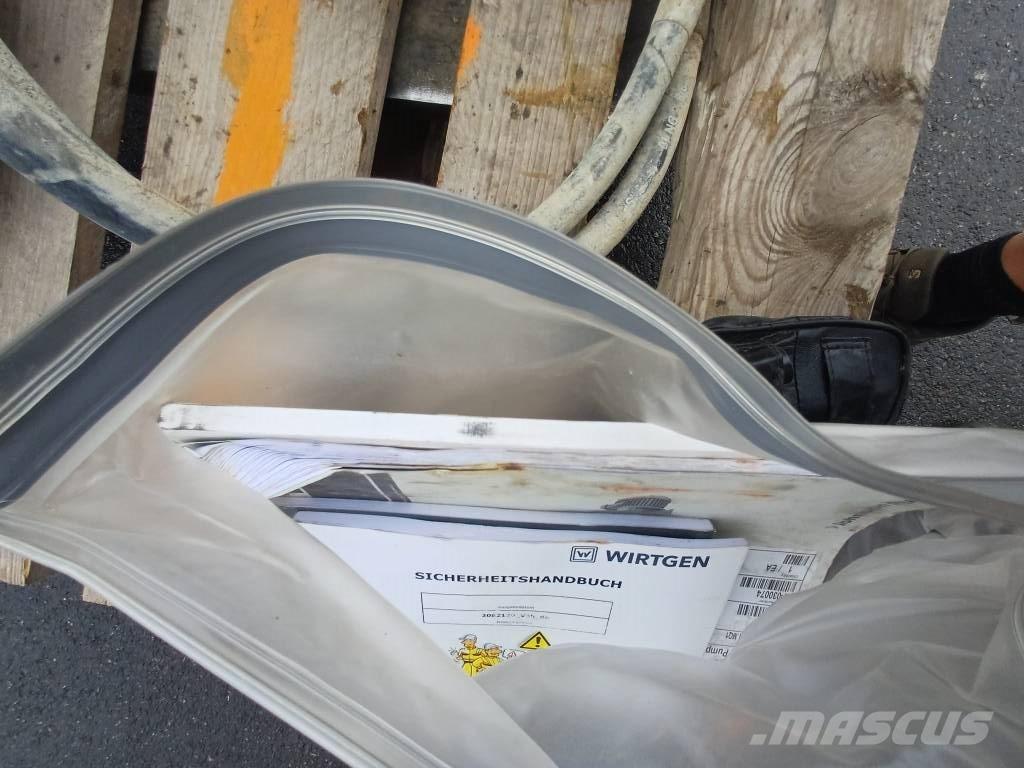 Wirtgen WS 250 Recyklátory asfaltu