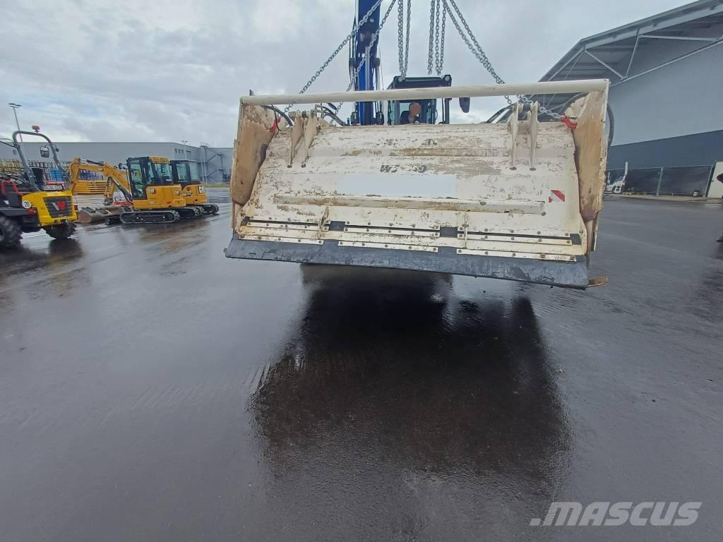 Wirtgen WS 250 Recyklátory asfaltu