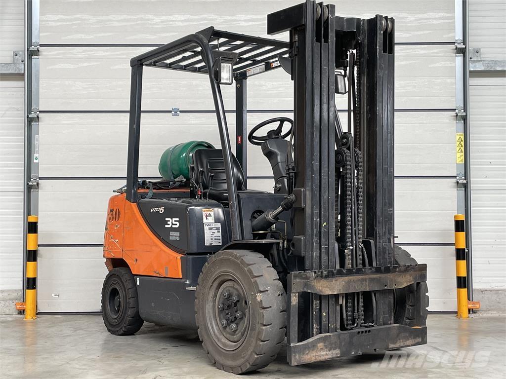 Doosan G35C-5 LPG vozíky
