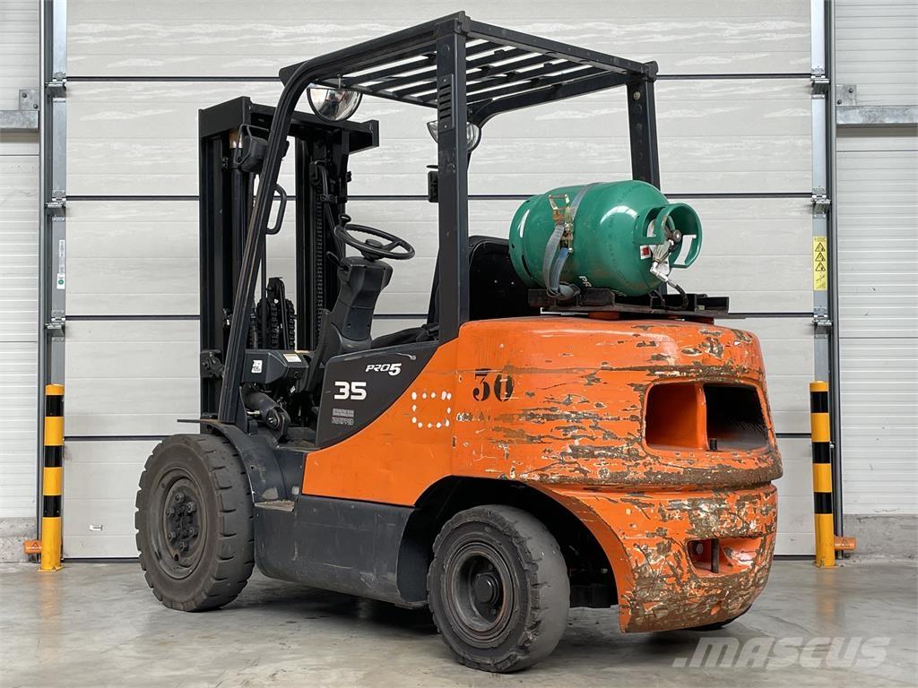 Doosan G35C-5 LPG vozíky
