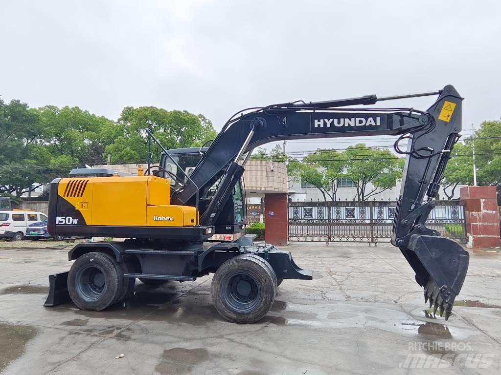 Hyundai 150w Kolová rýpadla