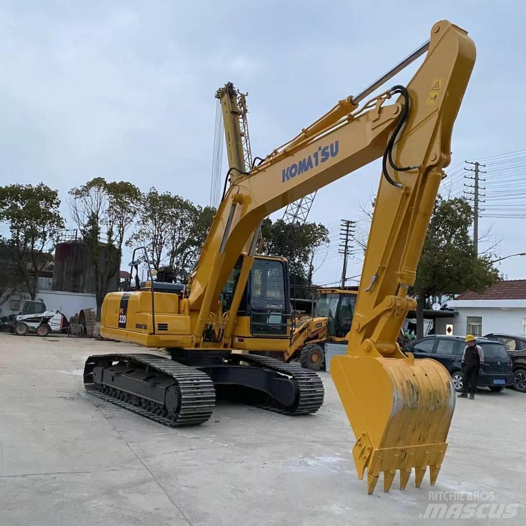 Komatsu PC 220 Pásová rýpadla