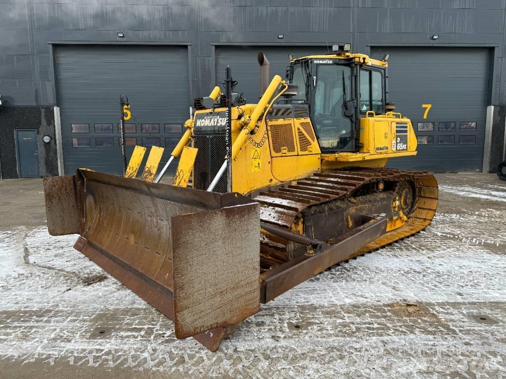 Komatsu D65PX-18 Pásové dozery
