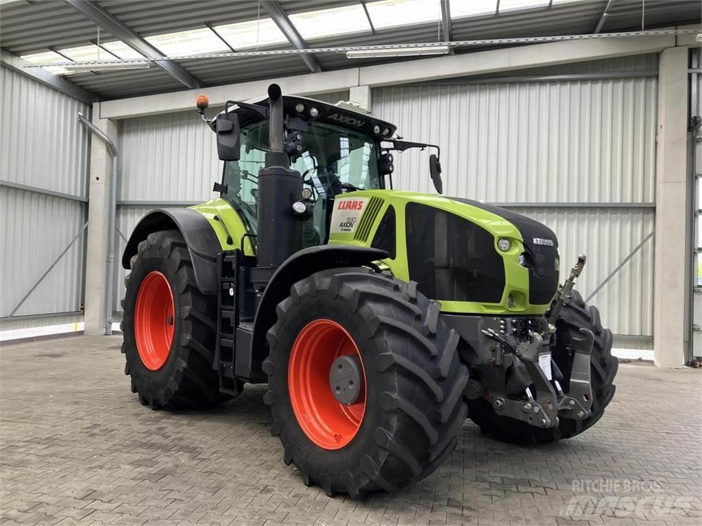CLAAS Axion 930 Traktory