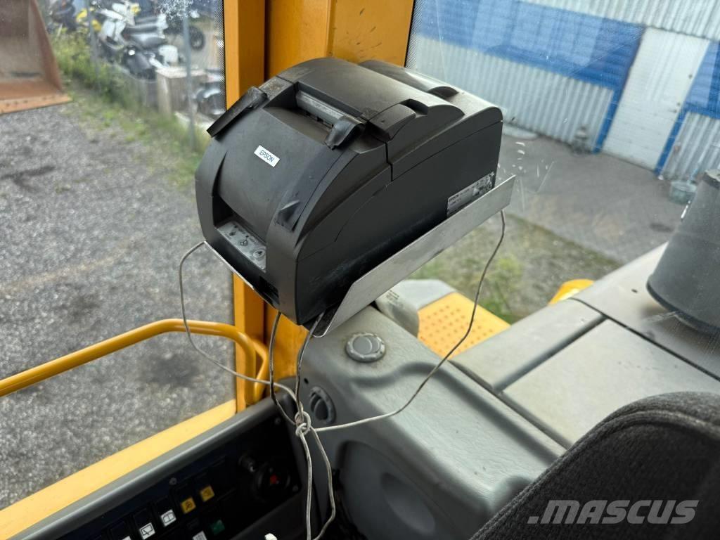 Volvo L 90 E Kolové nakladače
