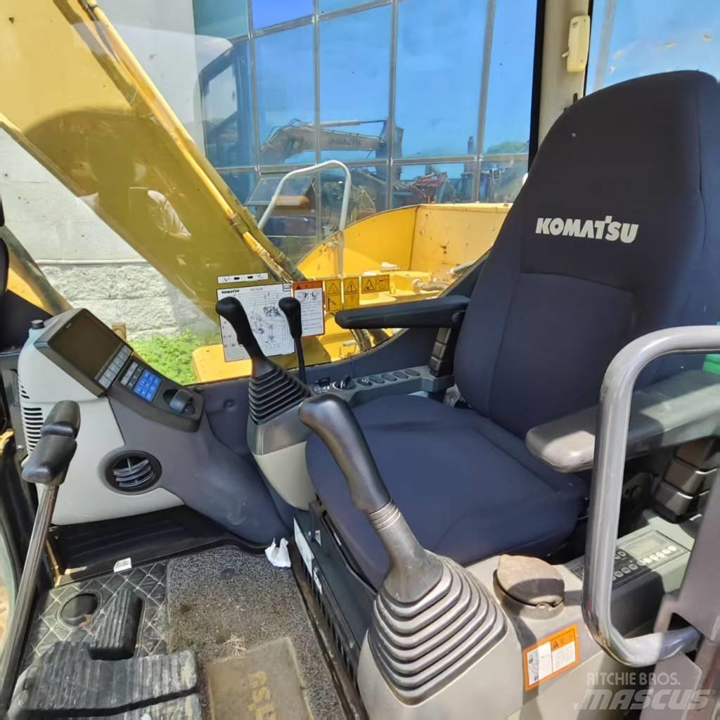 Komatsu PC 70 Pásová rýpadla