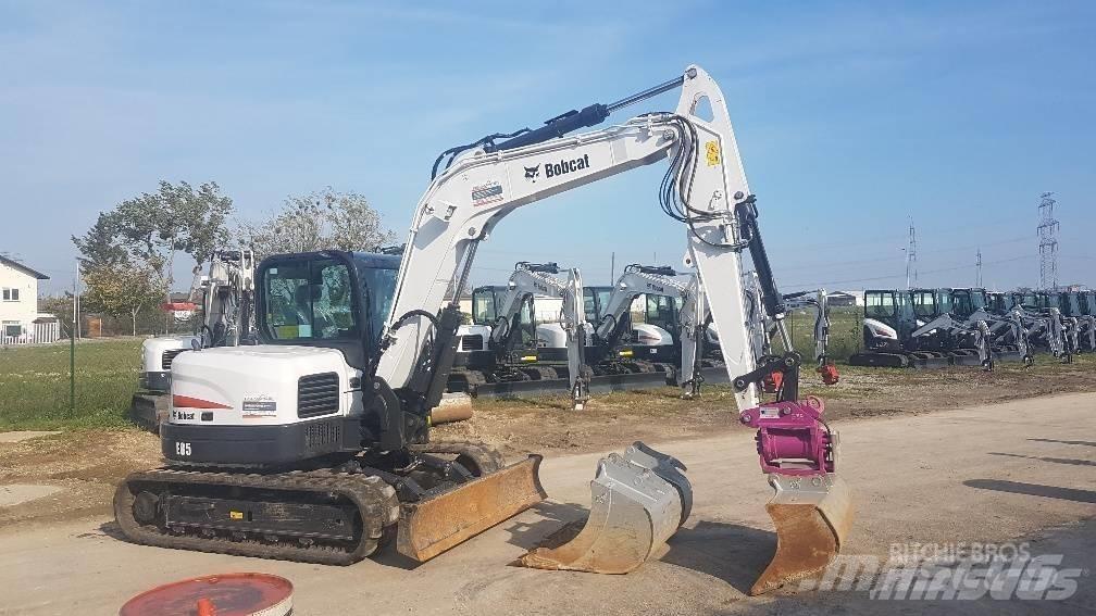 Bobcat E 85 Midi rýpadla 7t - 12t