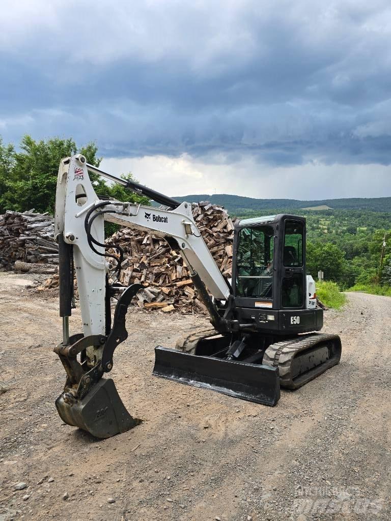 Bobcat E 50 Mini rýpadla < 7t