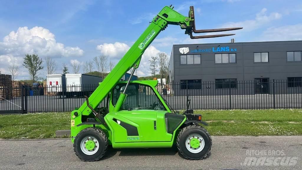 Merlo P25.6 Teleskopické nakladače pro zemědělství