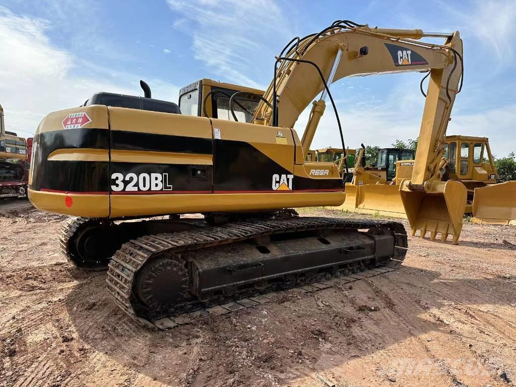 CAT 320 B L Pásová rýpadla