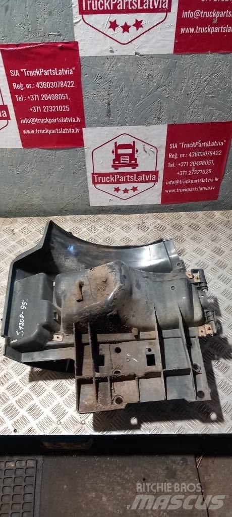 Scania 94 D.   1543634 Kabiny a interiér