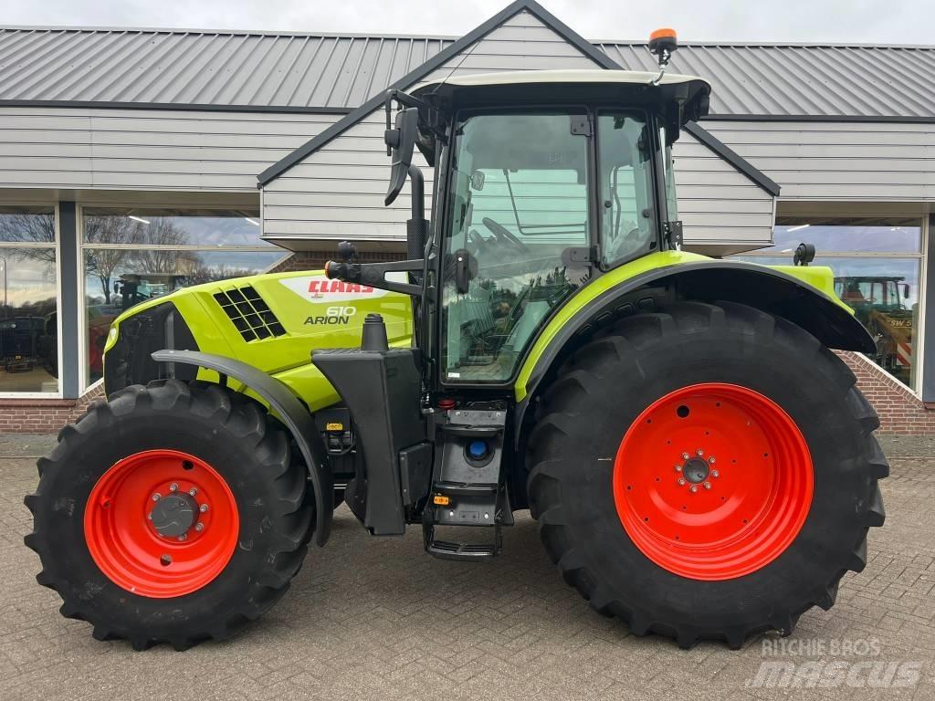 CLAAS Arion 610 CIS Traktory