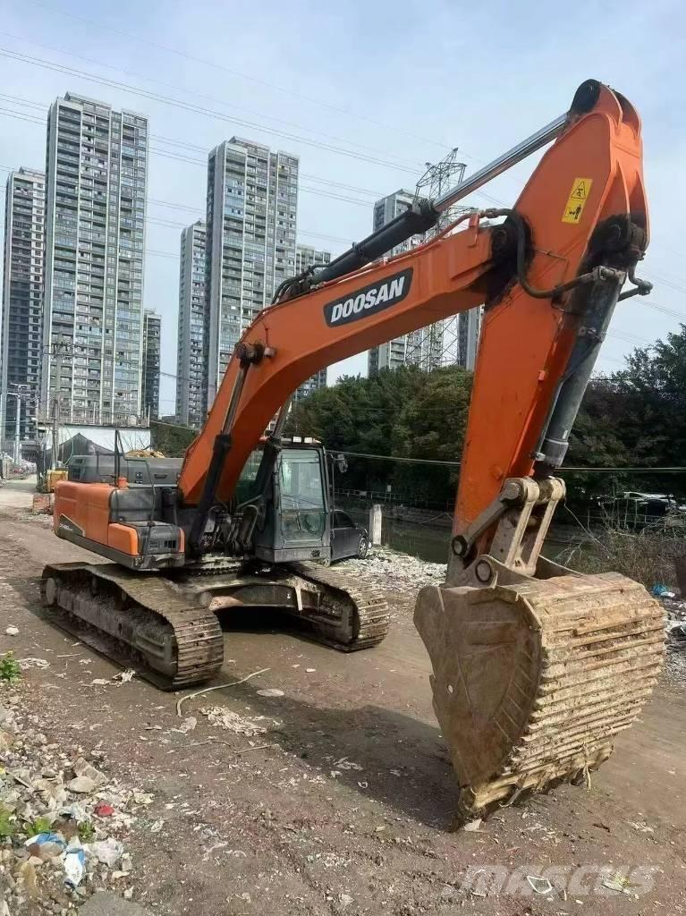 Doosan DX420LC Pásová rýpadla