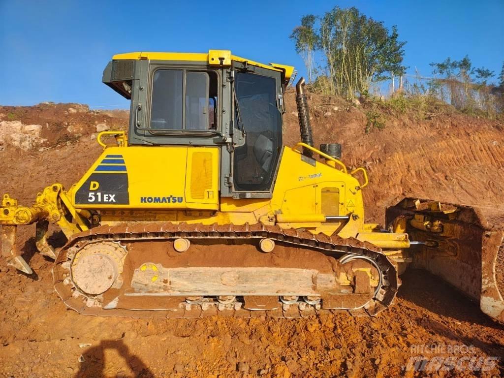 Komatsu D 51 EX-22 Pásové dozery