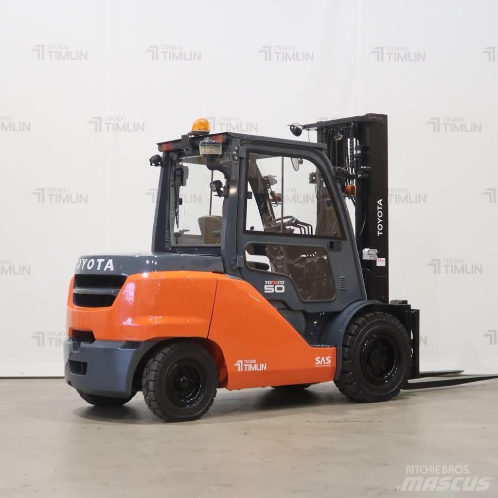 Toyota 40-8FD50N Dieselové vozíky