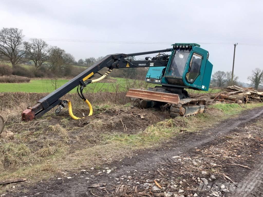 Neuson 132 HV T Harvestory
