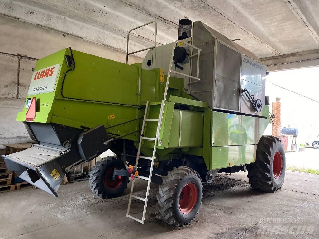 CLAAS Dominator 150 Sklízecí mlátičky