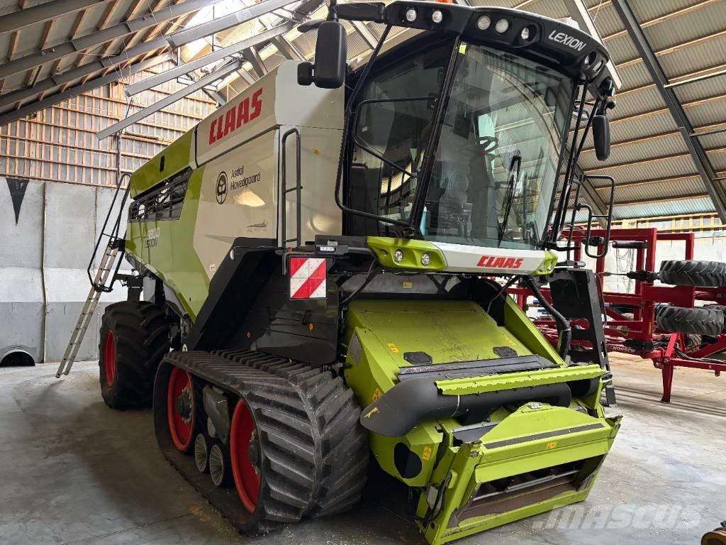 CLAAS LEXION 8800 TT Sklízecí mlátičky