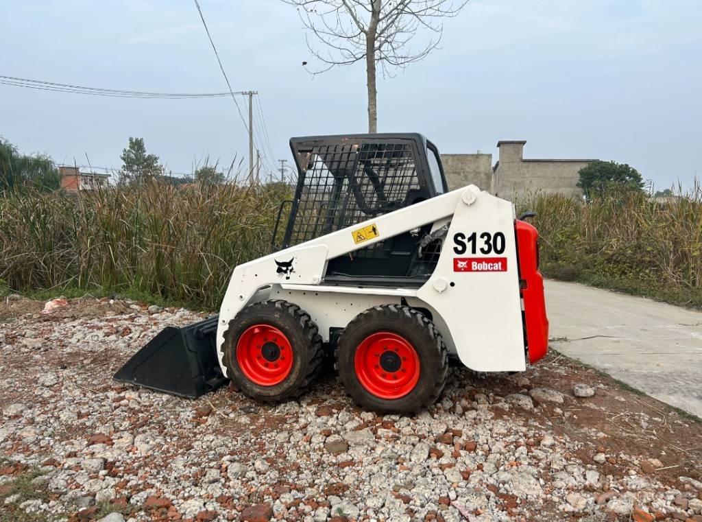 Bobcat S 130 Smykem řízené nakladače