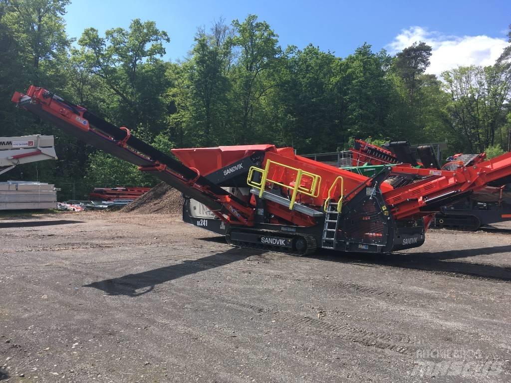Sandvik QE 241 Třídiče