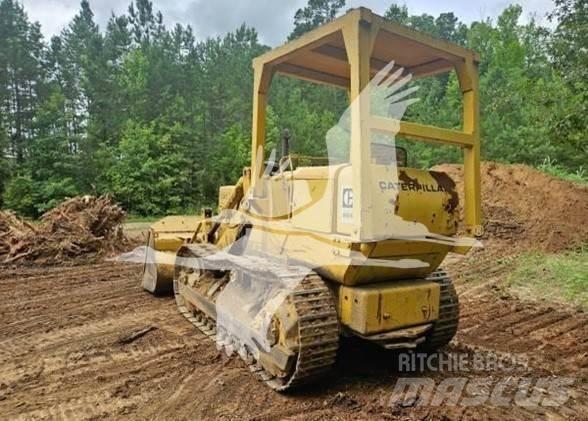 CAT 951C Pásové nakladače