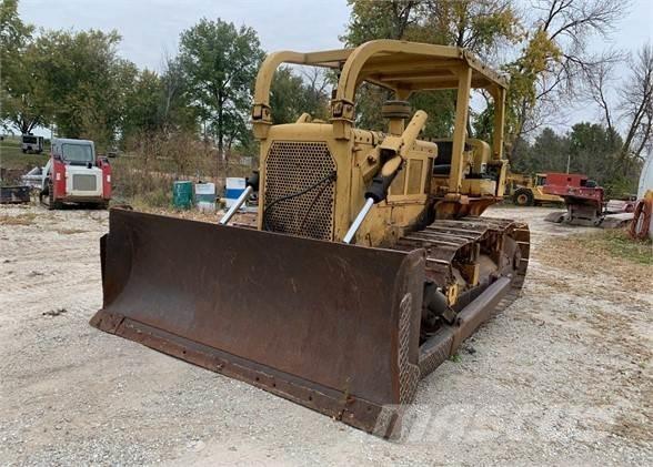 CAT D6C Pásové dozery