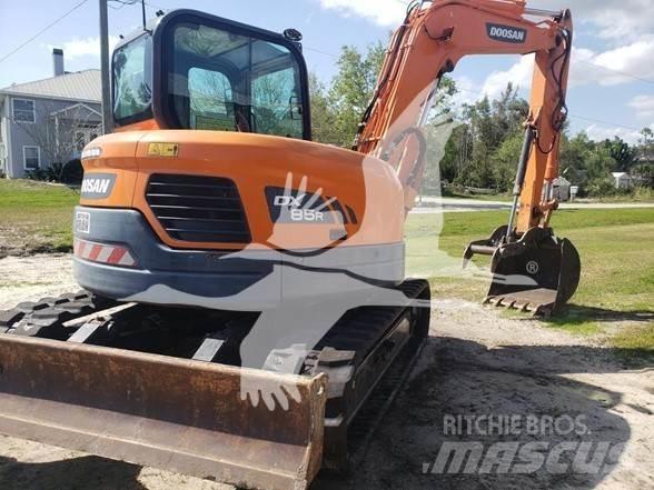 Doosan DX85R-3 Pásová rýpadla
