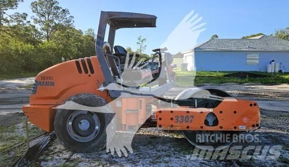 Hamm 3307 Tahačové válce