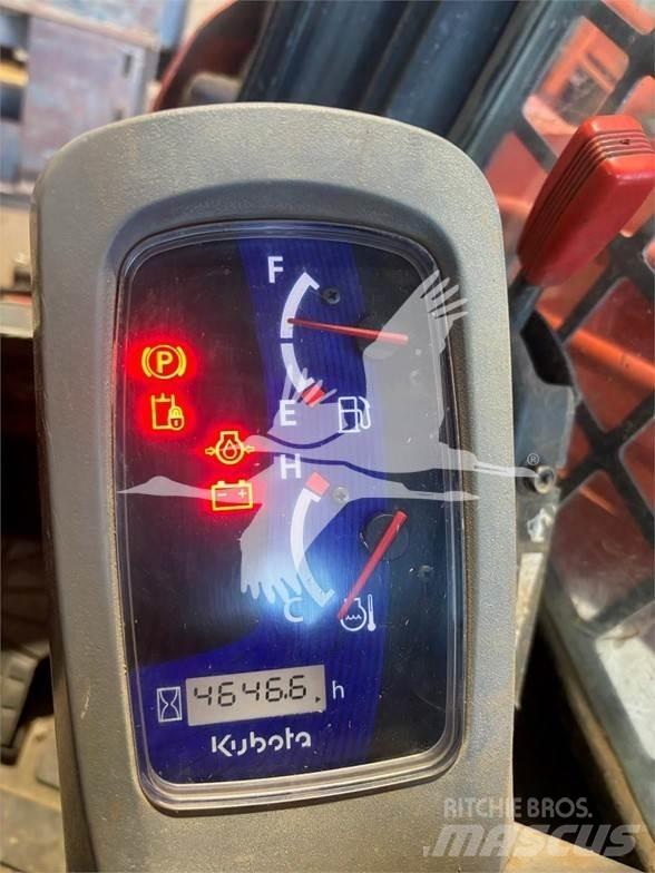Kubota SVL75-2 Smykem řízené nakladače