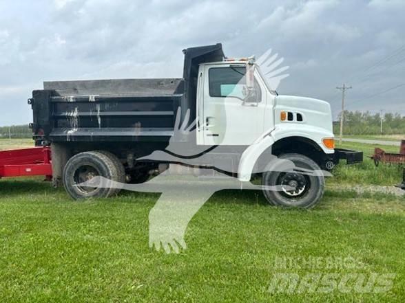 Sterling L7500 Sklápěče