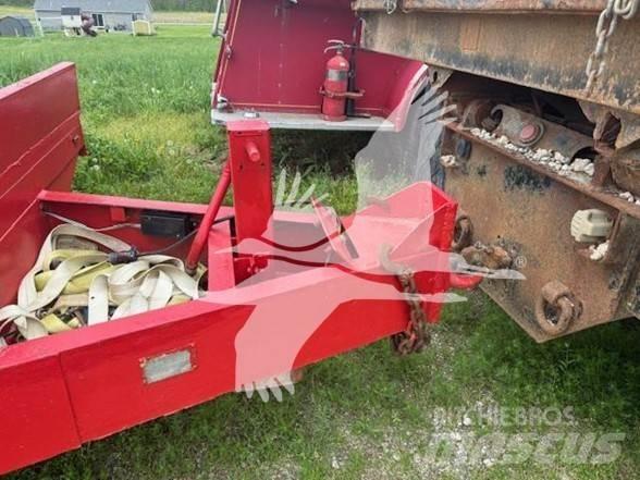 Sterling L7500 Sklápěče