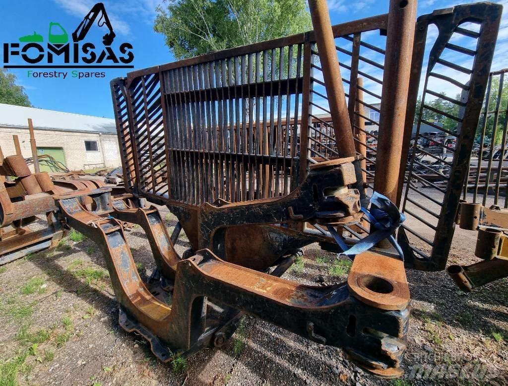 Komatsu 875 Bunks Lesní jeřáby