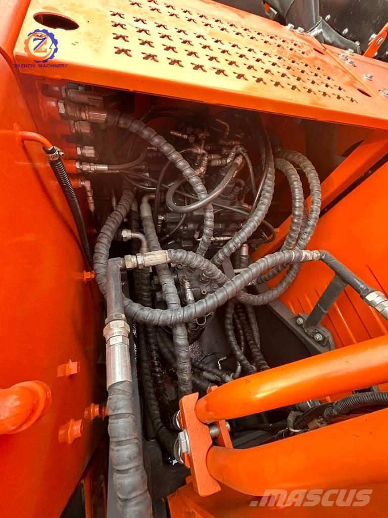 Doosan DX 150 Midi rýpadla 7t - 12t