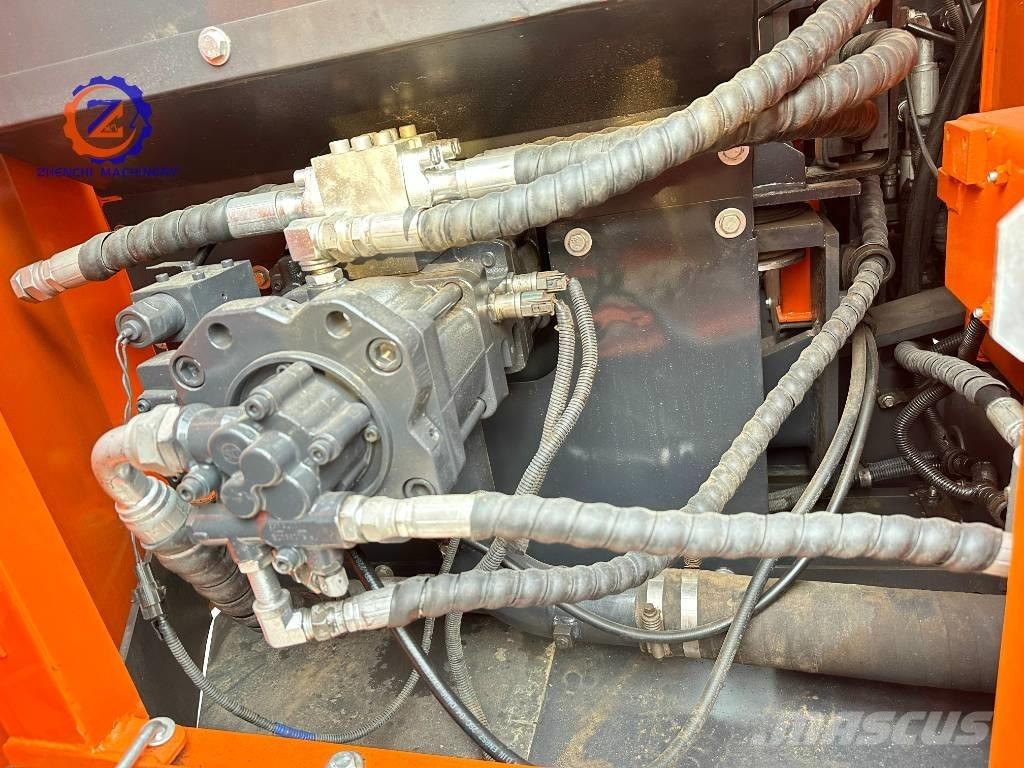 Doosan DX 150 Midi rýpadla 7t - 12t