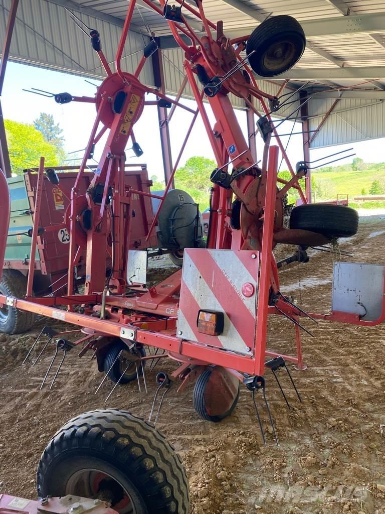 Kuhn GF 6502 Obraceče a shrabovače sena