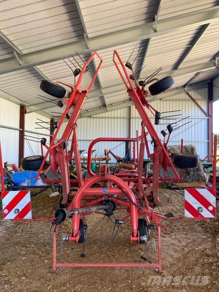 Kuhn GF 6502 Obraceče a shrabovače sena
