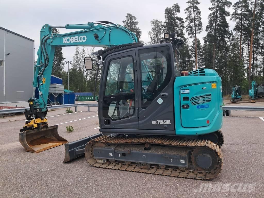 Kobelco SK75SR-7 Midi rýpadla 7t - 12t