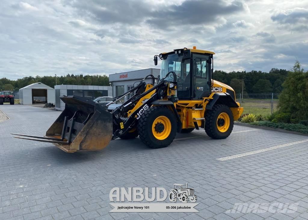 JCB 411 HT Kolové nakladače