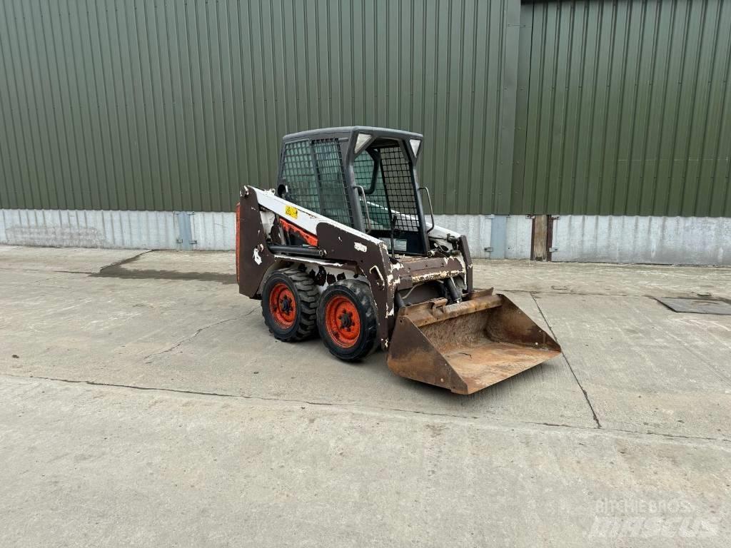 Bobcat S 100 Smykem řízené nakladače