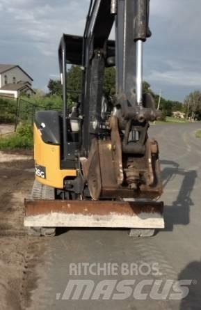John Deere 26G Mini rýpadla < 7t